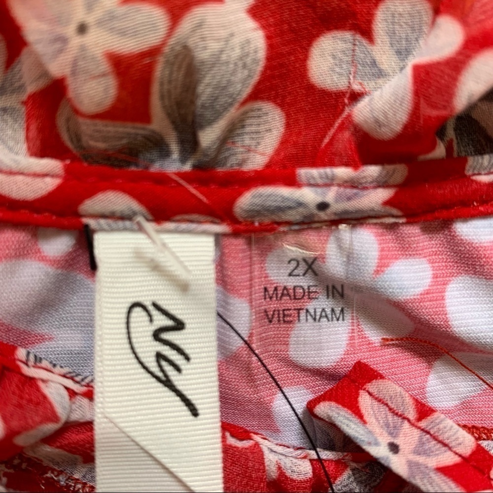 NY COLLECTION 2X Red Gray Floral Plus Size Relaxed Fit Women's Blouse top shirt - Picture 10 of 13